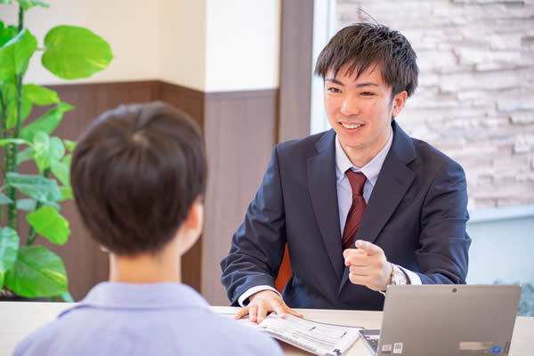 写真：生徒一人ひとりを大切に